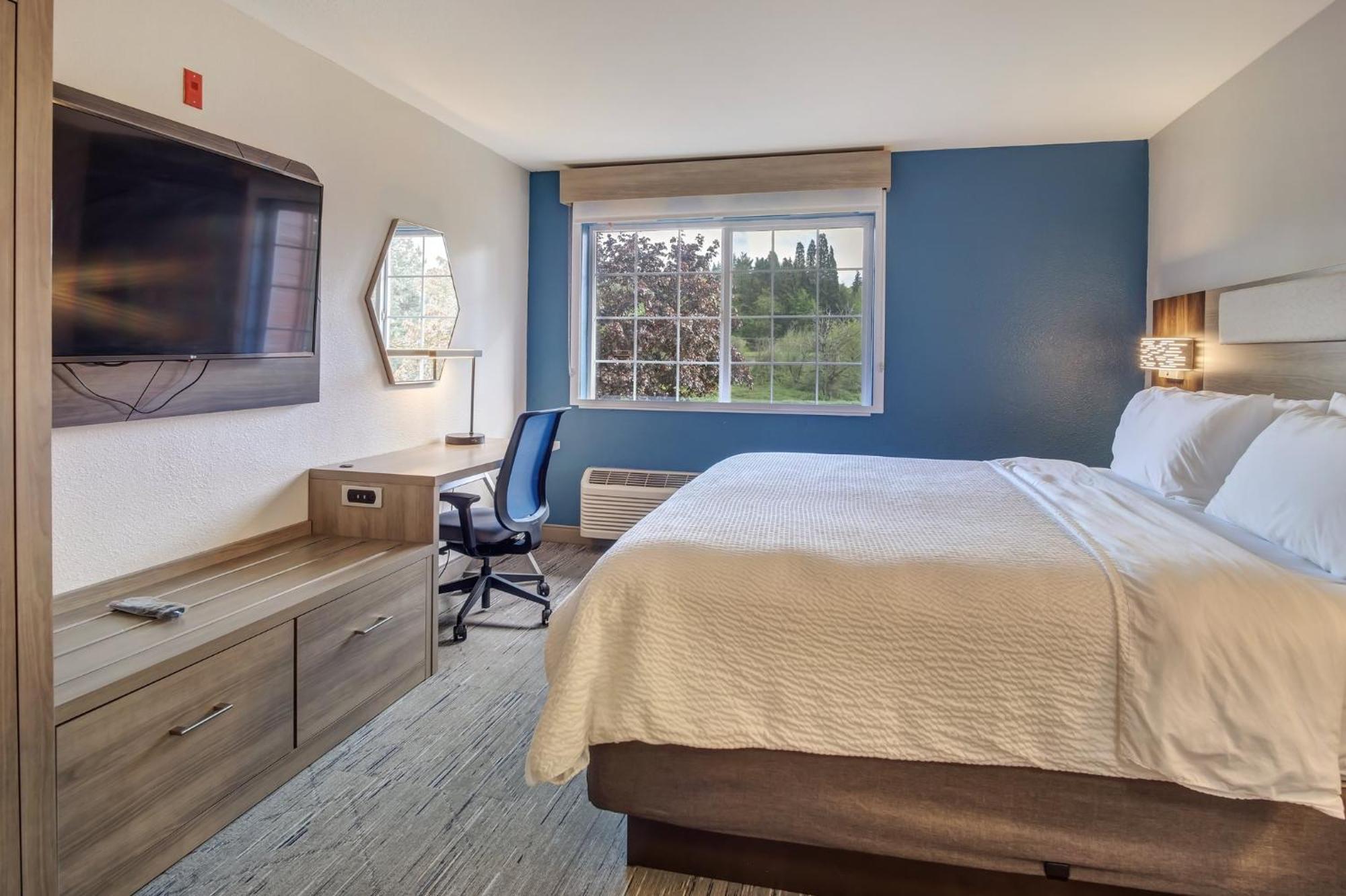 Hotel Express Portland East - Columbia Gorge By Ihg Troutdale