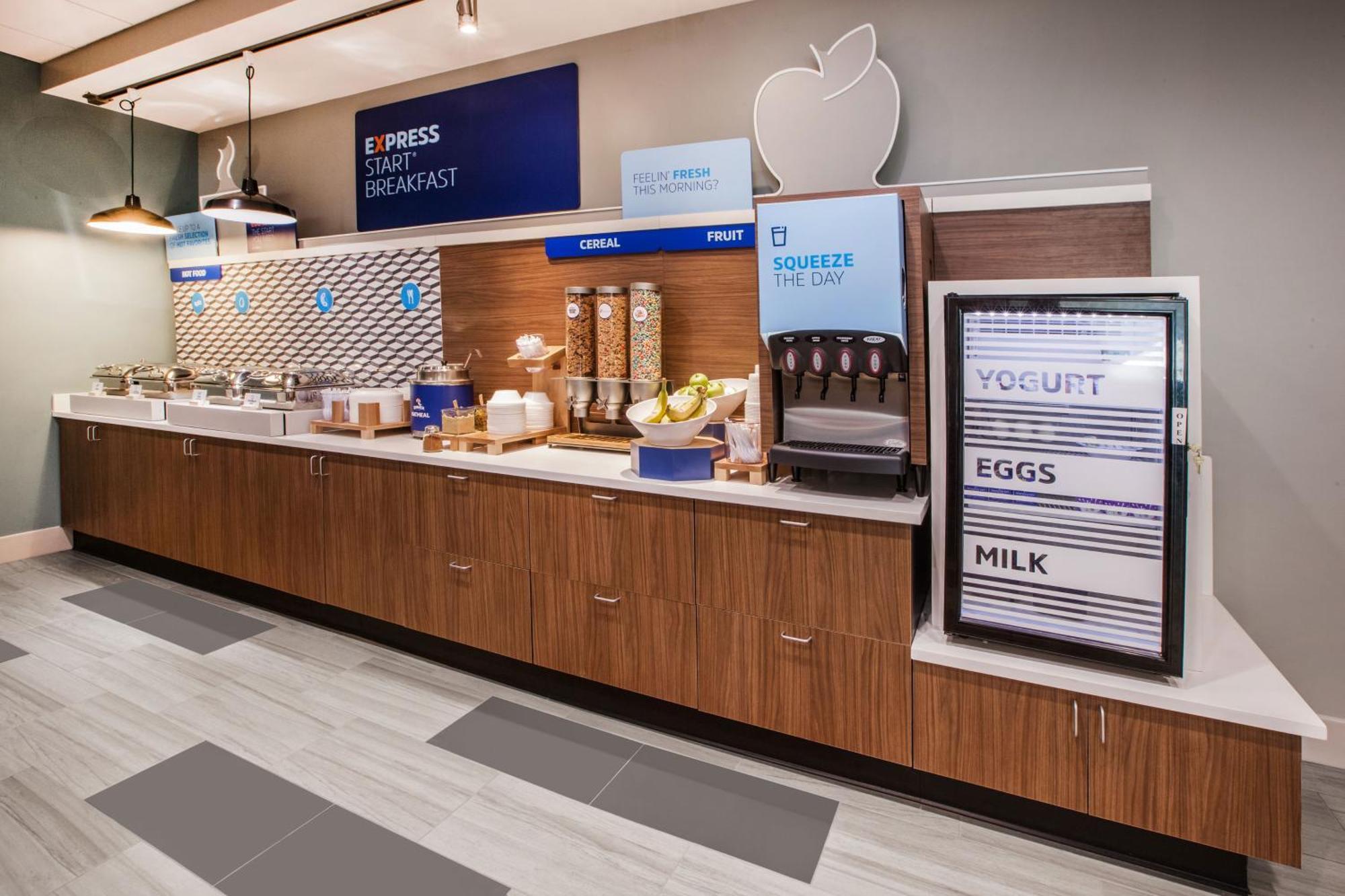 Hotel Express Portland East - Columbia Gorge By Ihg 2*